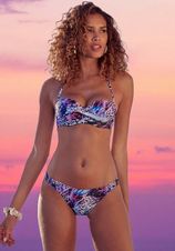 Bruno Banani Beugelbikini in bandeaumodel in wikkellook