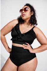 Voorgevormde crop bikinitop SKATRIN met ruches zwart